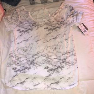 marble low cut shirt